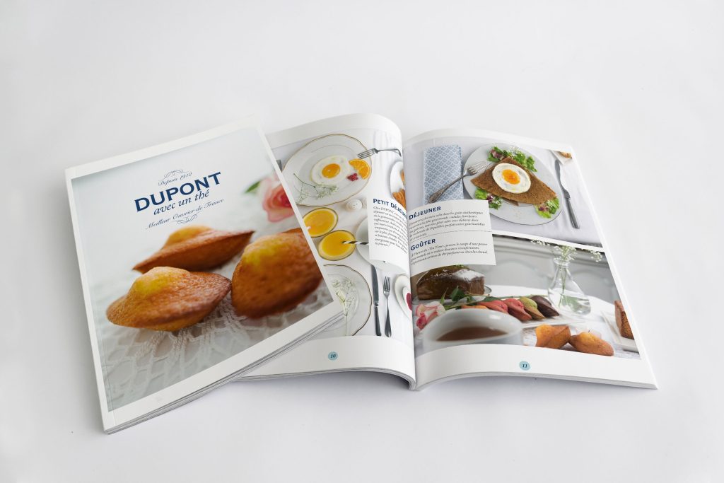 Catalogue de marque — Dupont avec un thé